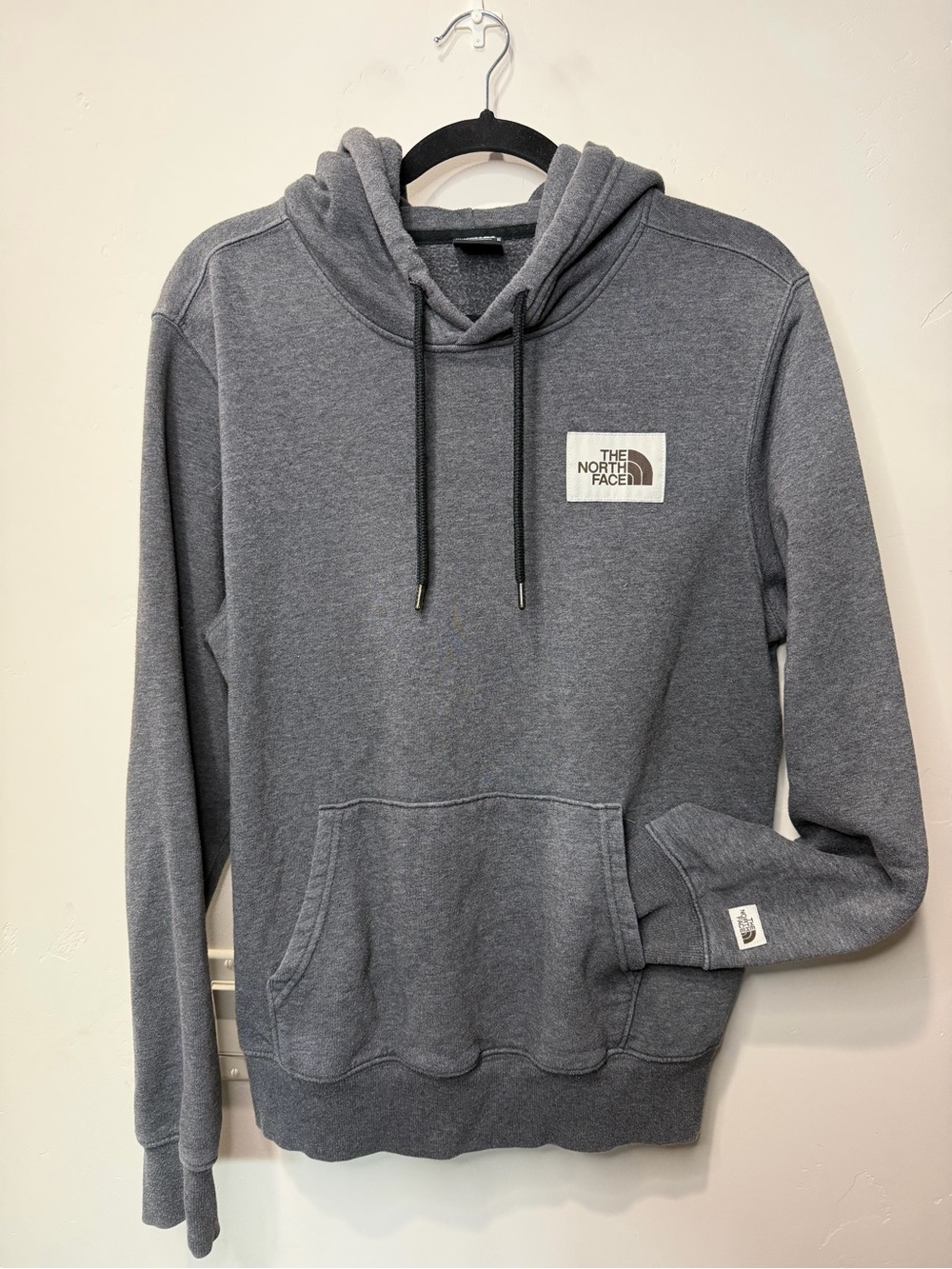 The North Face Men’s Heather Gray Pullover Hoodie